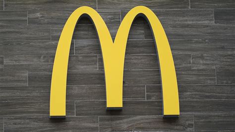 McDonald's offices to close briefly ahead of layoffs: Report